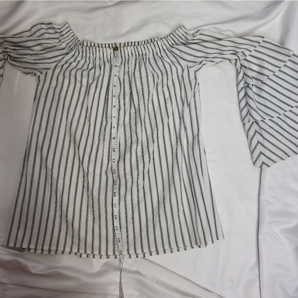 AXXESS‎ striped bell ruffle sleeve off shoulder top blouse S - Picture 8 of 8
